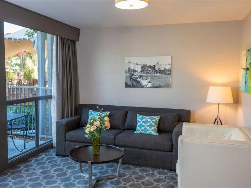 Flamingo Resort & Spa Santa Rosa Sonoma, Tapestry By Hilton Exterior photo